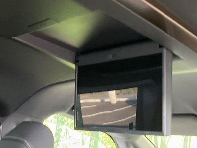2025 Toyota ALPHARD photo 4