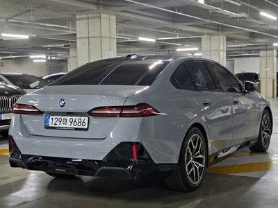 BMW 5 SERIES - 5