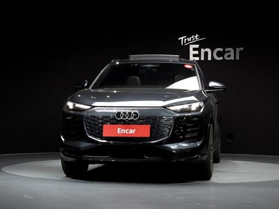 AUDI Q6 E-TRON - 2