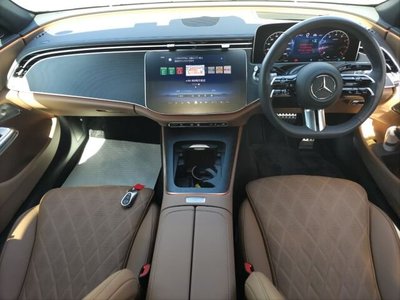 MERCEDES-BENZ E-CLASS - 3