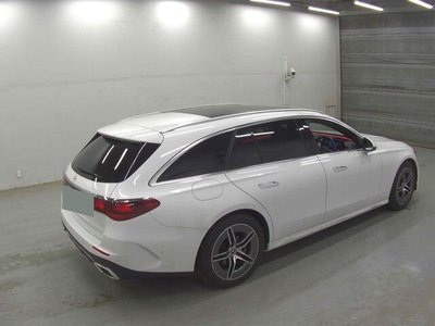 MERCEDES-BENZ E-CLASS - 5