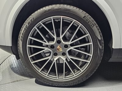 PORSCHE CAYENNE - 6