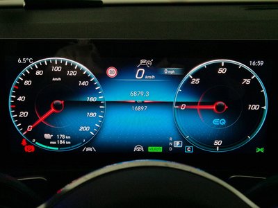 MERCEDES-BENZ EQB - 5