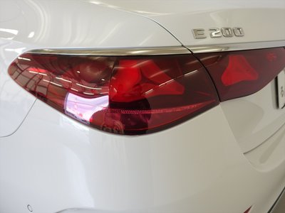 MERCEDES-BENZ E-CLASS - 9