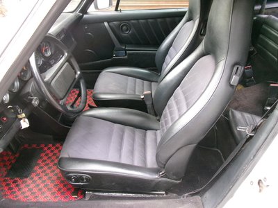 PORSCHE 911 - 8
