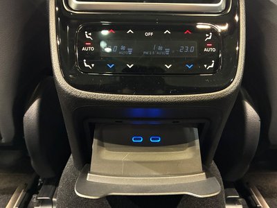 MERCEDES-BENZ EQS - 8