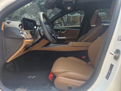 صورة 10 لـ 2026 Mercedes-BENZ E-CLASS
