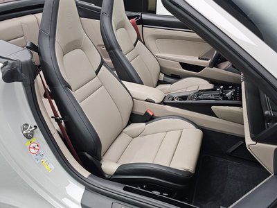 2025 Porsche 911 缩略图 11