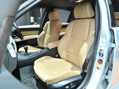 صورة 3 لـ 2008 BMW M3 SEDAN