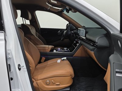 2025 Genesis GV80 — миниатюра 13