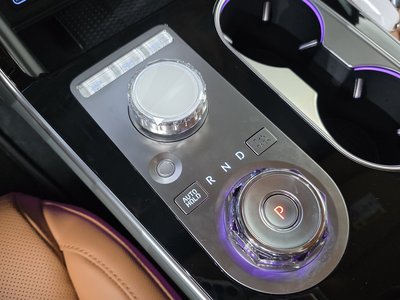 2025 Genesis GV80 — миниатюра 12