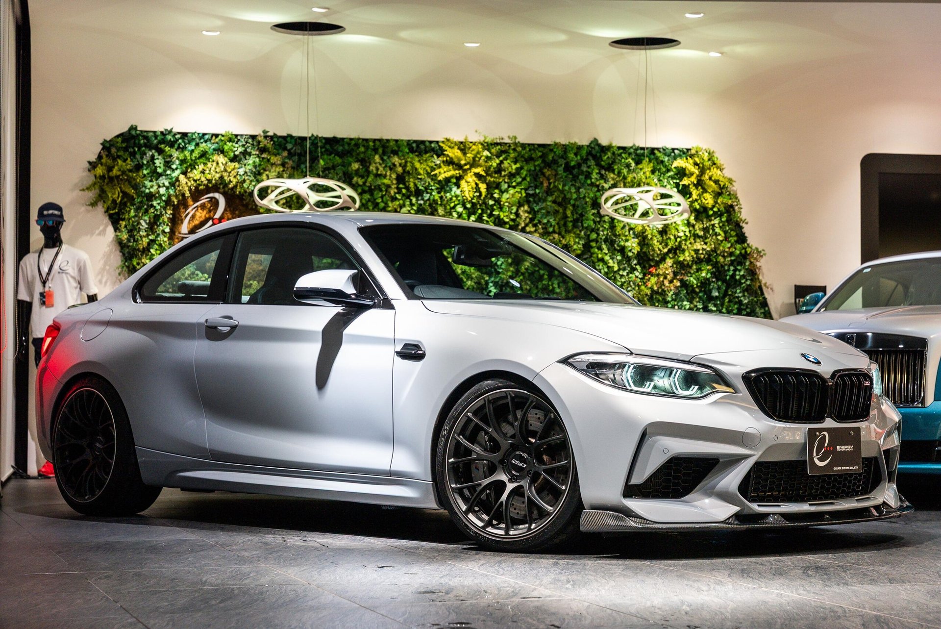 BMW M2 COMPETITION - View 1