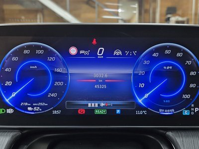 MERCEDES-BENZ EQE SUV - 10