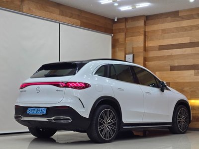 MERCEDES-BENZ EQE SUV - 4