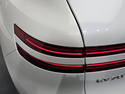 2021 Genesis GV70 — фото 10