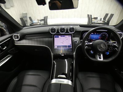 صورة مصغرة 11 لـ 2024 Mercedes-BENZ GLC AMG