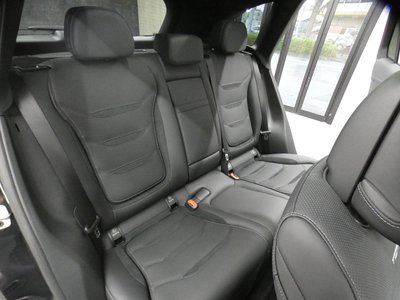 صورة مصغرة 36 لـ 2024 Mercedes-BENZ GLC AMG