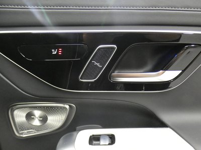 صورة مصغرة 67 لـ 2024 Mercedes-BENZ GLC AMG