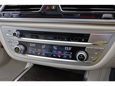 2021 BMW 7 SERIES — миниатюра 32