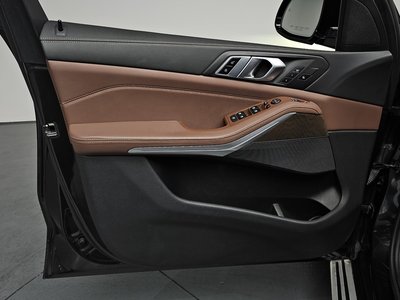 2020 BMW X5 缩略图 18