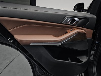 2020 BMW X5 缩略图 19