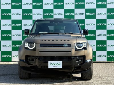 LAND ROVER DEFENDER - 7