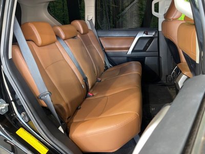 TOYOTA LAND CRUISER PRADO - 9