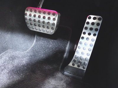 MERCEDES-BENZ CLS - 9