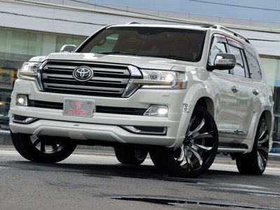 صورة 7 لـ 2016 Toyota LAND CRUISER 200