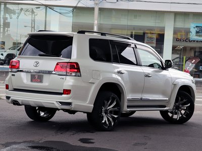 صورة مصغرة 42 لـ 2016 Toyota LAND CRUISER 200