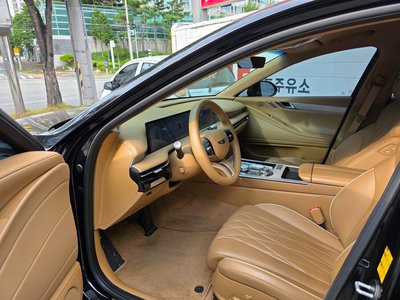 2024 Genesis G80 (RG3) — миниатюра 18