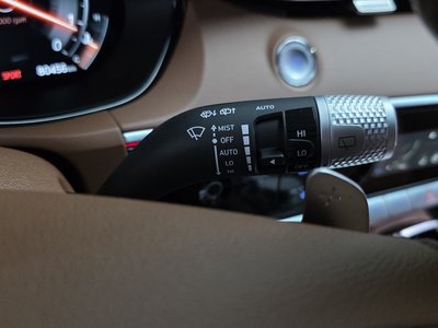 2022 Genesis GV70 — миниатюра 27