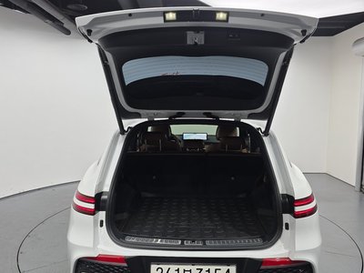 2022 Genesis GV70 — миниатюра 26