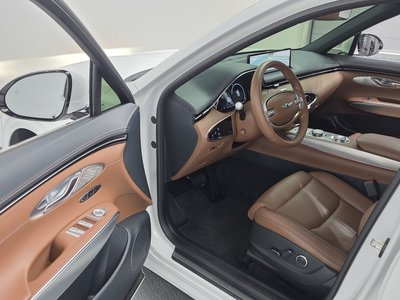 2022 Genesis GV70 — миниатюра 13
