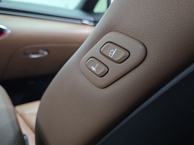 2022 Genesis GV70 — миниатюра 24