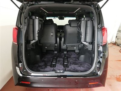 صورة 10 لـ 2021 Toyota ALPHARD