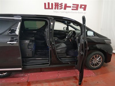 صورة 5 لـ 2021 Toyota ALPHARD