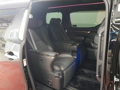صورة 7 لـ 2021 Toyota ALPHARD