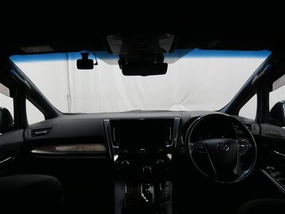 صورة 18 لـ 2021 Toyota ALPHARD