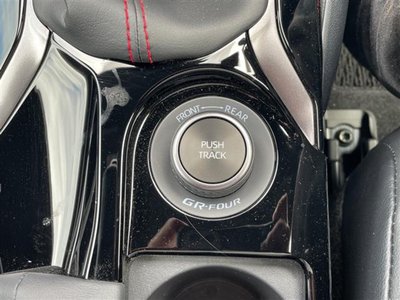 2024 Toyota GR COROLLA — миниатюра 23