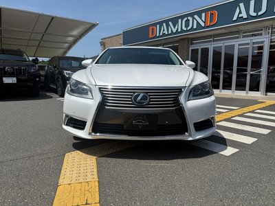 صورة 9 لـ 2015 Lexus LS