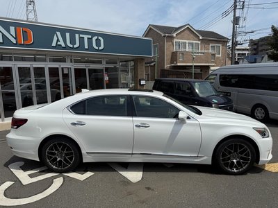 صورة 4 لـ 2015 Lexus LS