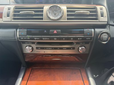 صورة مصغرة 20 لـ 2015 Lexus LS