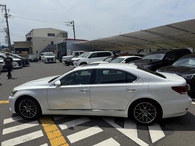 صورة 6 لـ 2015 Lexus LS