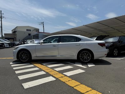 صورة مصغرة 12 لـ 2015 Lexus LS