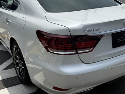 صورة 8 لـ 2015 Lexus LS