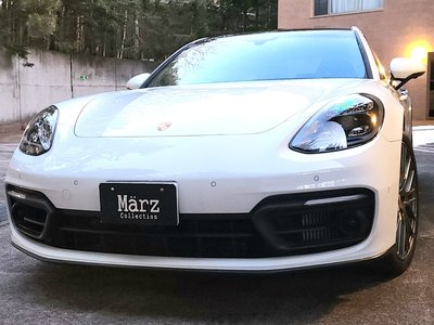 PORSCHE PANAMERA - 1