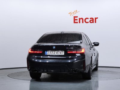 صورة 4 لـ 2023 BMW 3 SERIES