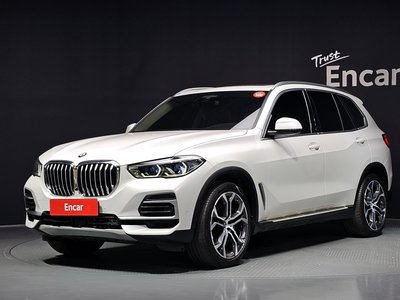 صورة 1 لـ 2022 BMW X5