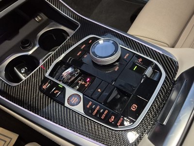 صورة 9 لـ 2024 BMW I5